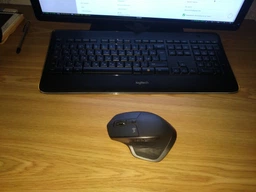 Мышь Logitech MX Master 2S Wireless/Bluetooth Graphite (910-005139) фото от покупателей 8