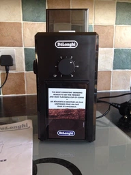 Кавомолка жернова DELONGHI KG 79