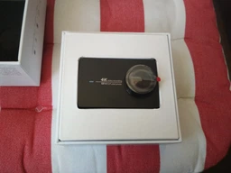 Видеокамера Xiaomi Yi 4K White + Монопод Yi  Пульт ДУ (Международная версия)