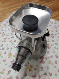 Насадка для кухонної машини Kenwood KAX644ME Прес для ягід Fruit press фото от покупателей 5