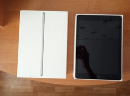 Планшет Apple iPad A1893 New 2018 Wi-Fi 32GB Space Gray (MR7F2) фото от покупателей 4