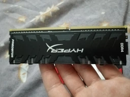 Оперативная память HyperX DDR4-2933 8192MB PC4-23500 Predator RGB (HX429C15PB3A/8) фото от покупателей 3