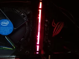 Оперативная память HyperX DDR4-2933 8192MB PC4-23500 Predator RGB (HX429C15PB3A/8) фото от покупателей 1