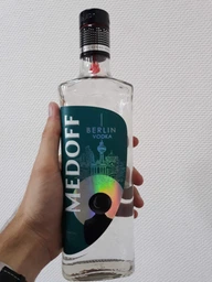 Горілка Medoff Berlin 0.5 л 40% (4820179283327)