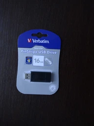 Флеш память USB Verbatim PinStripe 16GB USB 2.0 Black (49063) фото от покупателей 1