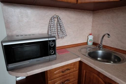 Мікрохвильова піч Whirlpool MWD 119 SL 700 Вт Сріблясто-чорний (F00145521)