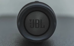 Акустична система JBL Charge 3 Black (JBLCHARGE3BLKEU) фото від покупців 3