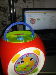 Игровой центр Мульти куб (свет, звук, озвучен по-русски) Kiddieland (049775) фото от покупателей 19