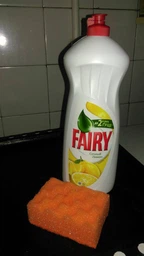 Засіб для миття посуду FAIRY Лимон 900м л (80871189) фото від покупців 2