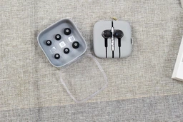 Наушники Xiaomi Mi In-Ear Headphones Pro HD QTEJ02JY Silver (ZBW4369TY) фото від покупців 1