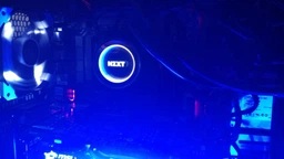 Система жидкостного охлаждения NZXT Kraken X52 with AM4 SUPPORT фото от покупателей 3