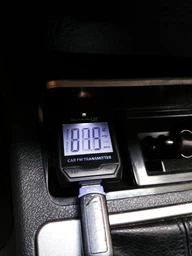 FM- трансмітер Grand-X CUFM71GRX, AUX, USB 0,5A, SD card, 3,5mm mini-jack фото от покупателей 6