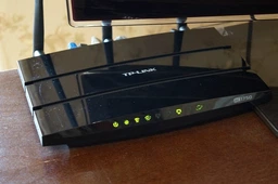 Бездротовий маршрутизатор TP-LINK Archer C7 (AC1750, Tether, 1хWAN GE, 4xLAN GE, 1xUSB, 3 антени зовнішні, 3 антени внутрішні) фото від покупців 10