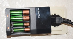 Зарядний пристрій Duracell CEF14 4 години 1 шт (5000394114500)(5004990)