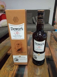 Віскі Dewar's 12 років витримки 0.7 л 40% у подарунковій упаковці (7640171030142) фото від покупців 1