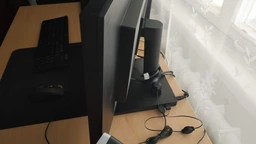 Монитор 23.6" Samsung S24E650PL (LS24E65UPLX/CI) фото от покупателей 2