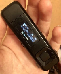 MP3-плеер Transcend T.Sonic 330 8GB Pink фото от покупателей 2