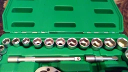 Набір інструментів 3/8", 39 од. INTERTOOL ET-6039SP фото від покупців 19