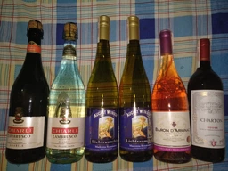 Вино ігристе Chiarli Lambrusco Rosso червоне солодке 0.75 л (8003325601374)