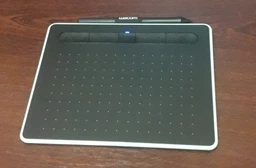 Графический планшет Wacom Intuos S Bluetooth Pistachio (CTL-4100WLE-N) фото от покупателей 12