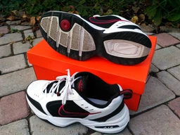 Мужские кроссовки кожаные Nike Air Monarch IV 415445-102 41 (8US) 26 см Белые (885259556627) фото от покупателей 2
