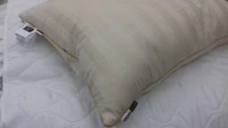 Подушка вовняна MirSon Carmela Premium 125 середня 50x70 см (2200000006264) фото від покупців 2