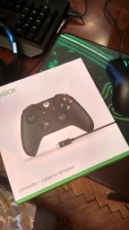 Xbox One S Controller + Cable for Windows фото від покупців 6