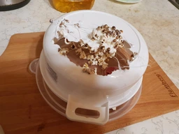 Ємність для мікрохвильовки кругла Heidrun Microwave з ручками 1.5 л (1903) фото від покупців 1