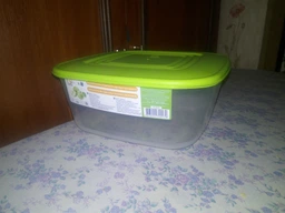 Контейнер для харчових продуктів Алеана квадратний 1.88л, прозорий/бузковий (167014) фото від покупців 6