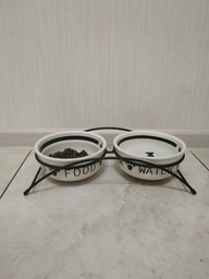 Подставка с мисками из керамики для собак Trixie Eat on Feet 650 мл (4011905246413) фото от покупателей 9