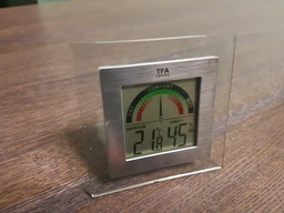 Термогігрометр TFA 305023