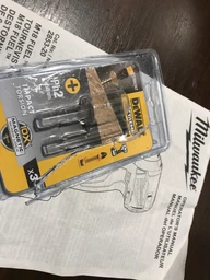 Набір біт і насадок DeWALT "IMPACT TORSION", ударні, Ph2, L = 57 мм, 2 шт + магнітний тримач шурупів (DT70536T) фото от покупателей 4