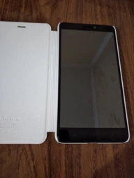 Мобильный телефон Xiaomi Mi Max 2 4/64GB Gold (Global Rom + OTA) фото от покупателей 1