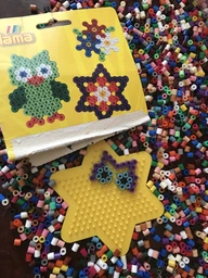 Набор цветных бусин Hama Midi 5+  22 цвета 3000 шт (201-67) фото от покупателей 14
