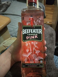 Дистильований джин Beefeater Pink Strawberry 0.7 л 37.5% (5000299605950N) фото від покупців 2