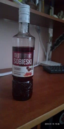 Водка Sobieski Cherry 0.5 л 37.5% (4770053230018) фото от покупателей 3