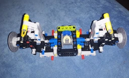 Конструктор Lego Bugatti Chiron Technic 42083 фото від покупців 1