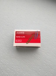 Набір скріпок закруглених Axent 28 мм 20 пакувань по 100 шт. Різнобарвні (4106-А) (4250266251999) фото від покупців 1