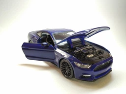 Модель автомобіля Ford Mustang GT 2015 1:40 Maisto (M2876) фото від покупців 7