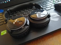 Бездротові навушники NIA-Q1 4-в-1 - Bluetooth-навушники з MP3 плеєром, FM радіо, гарнітура фото від покупців 3