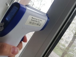 Бесконтактный термометр Сертифицирован DT 8809c Non-contact Pro 32°C ~ 42,5°C градусник бесконтактный медицинский Инфракрасный для Тела и Поверхностей с украинской инструкцией Blue фото от покупателей 5