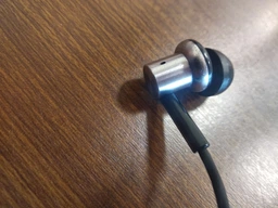 Наушники Xiaomi Mi Quantie Hybrid PRO Black (ZBW4298CN/ZBW4326TY) фото от покупателей 8