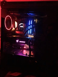Оперативная память HyperX DDR4-3200 16384MB PC4-25600 (Kit of 2x8192) Predator RGB (HX432C16PB3AK2/16)