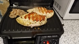 Гриль TEFAL Ultracompact GC305012