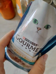 Влажный корм для котов Gourmet Perle Duo с океанической рыбой и тунцем в соусе 85 г 12581697 фото от покупателей 1