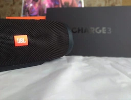 Акустическая система JBL Charge 3 Special Edition Black (JBLCHARGE3SEBLKEU) фото от покупателей 4