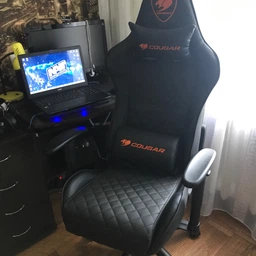 Крісло Cougar Armor One