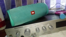 Портативна колонка JBL Charge 4 Black (JBLCHARGE4BLK) фото от покупателей 11