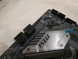 Материнская плата MSI B450 Tomahawk (sAM4, AMD B450, PCI-Ex16) фото от покупателей 14