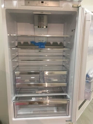 Встраиваемый холодильник Whirlpool SP40 802 EU
